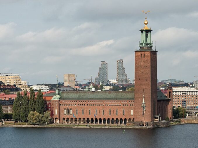 Стокгольмская Ратуша, фото @ThibautRe/Wikimedia Commons В Ратушу нужно сходить в Стокгольме обязательно