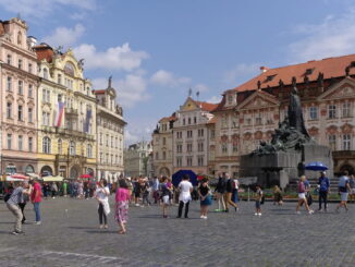 Староместская площадь - самая известная в Праге