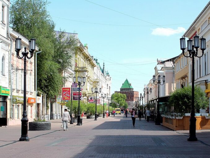 Пешеходная Большая Покровская улица - первое, что нужно посмотреть в Нижнем Новгороде