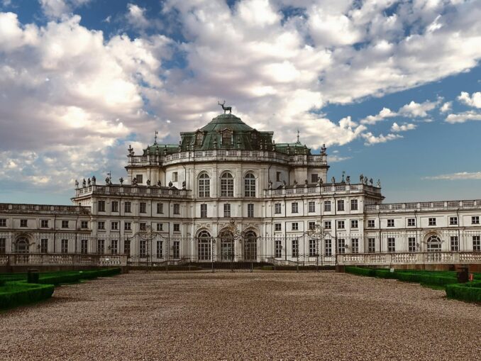 Дворец Ступиниджи, Турин, фото Bruno_Rossato_71/Pixabay.com В дворце Ступиниджи под Турином стоит побывать