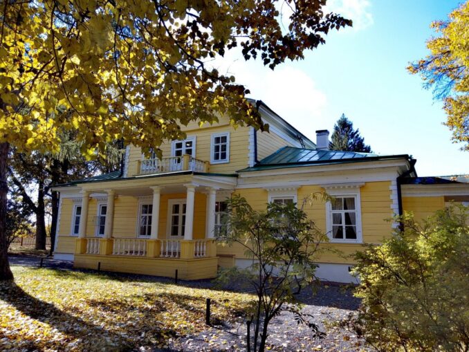 Господский дом усадьбе Пушкина в Болдино - где она находится?