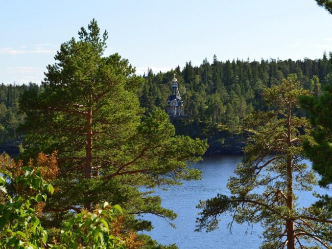Часовня на Валааме в Карелии, фото @sve15/Pixabay.com На Валааме в Карелии нужно посетить скиты