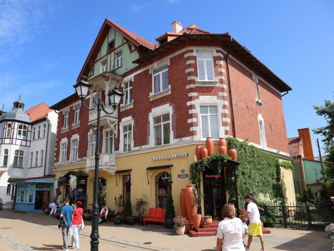 Зеленоградск, Калининградская область, фото @Александр Сигачёв/Wikimedia Commons В Калининградской области стоит посетить Зеленоградск