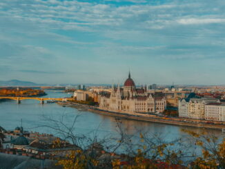 В октябре в Будапеште стоит теплая и ясная погода