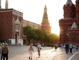 Красная площадь - первое, что можно посмотреть в Москве