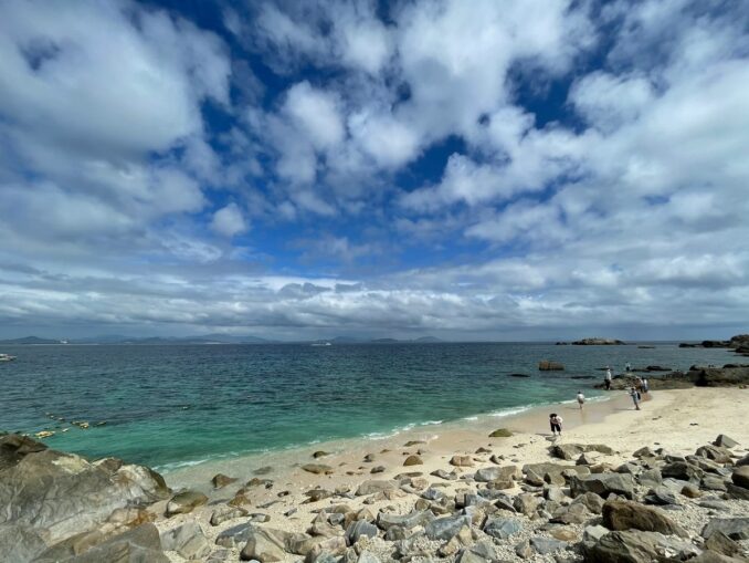 Хайнань, фото unsplash.com/@Danny Chen Море и пляж на Хайнане